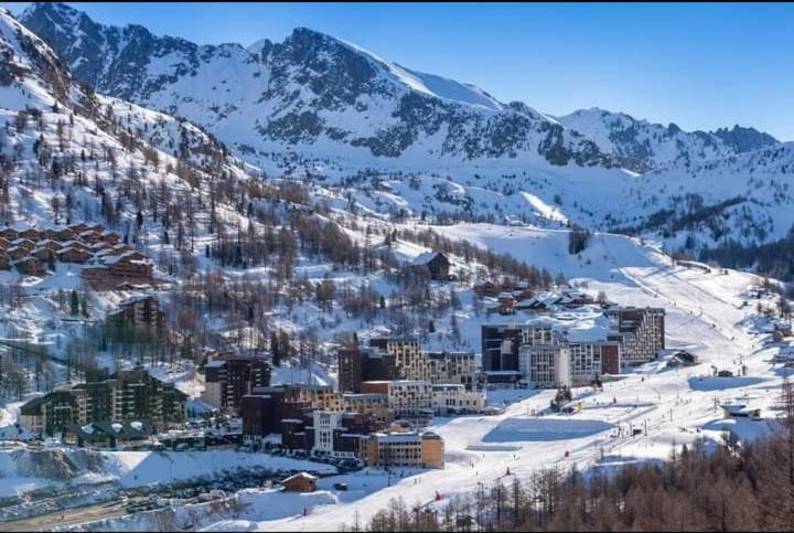 Apartment Joli T2, Centre, Parking Prive, Wifi, Local A *