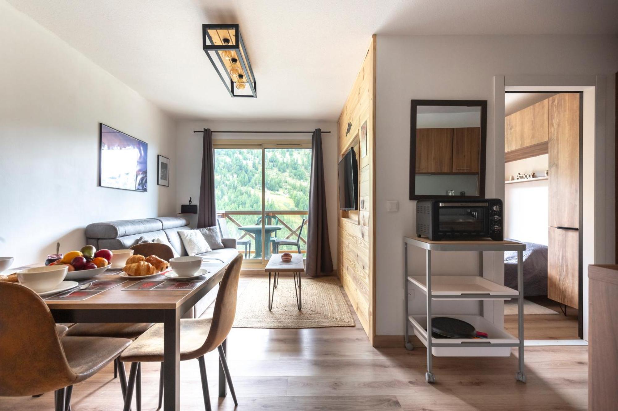 Joli T2, Centre, Parking Prive, Wifi, Local A Isola 2000