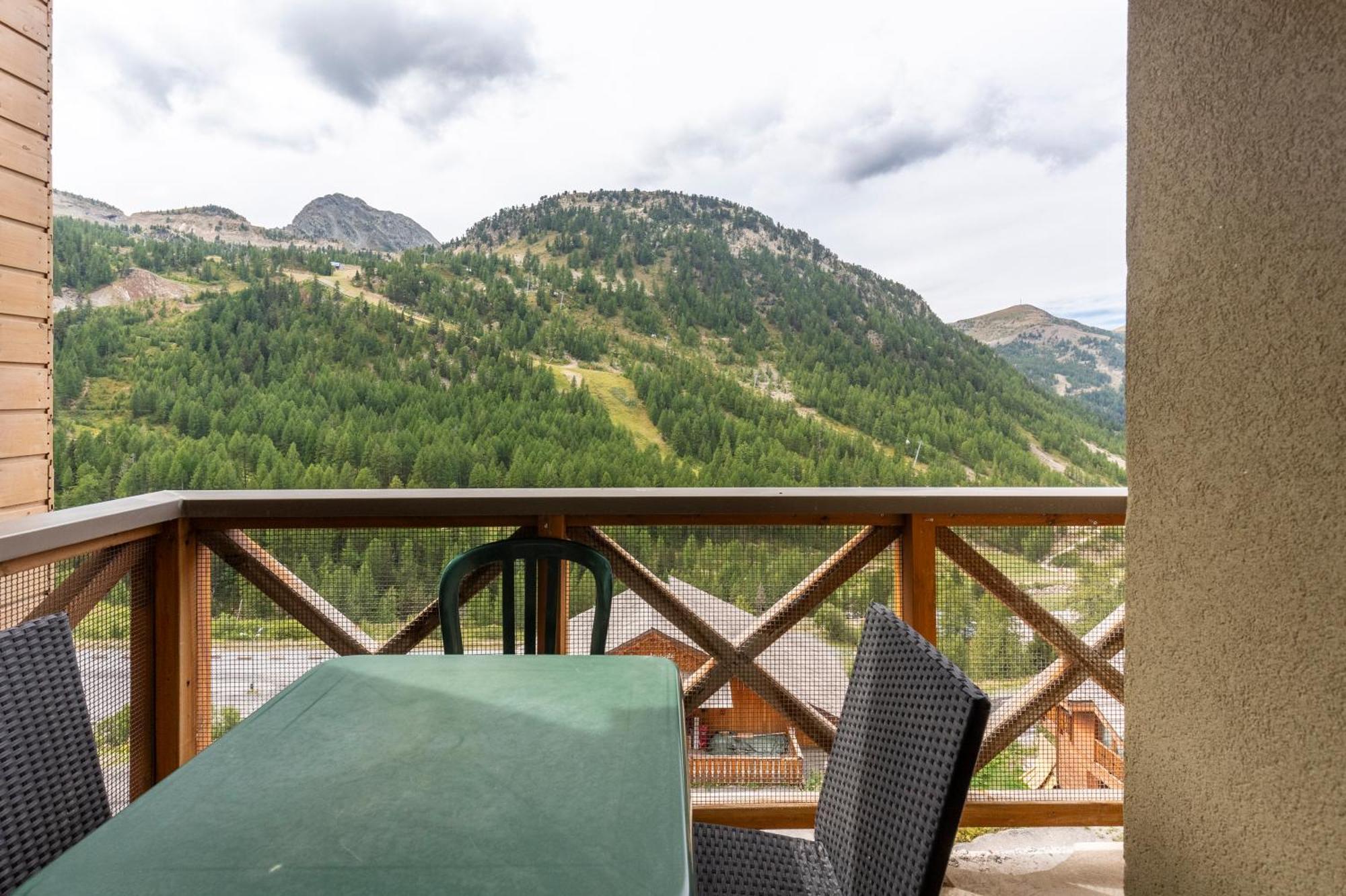 Apartment Joli T2, Centre, Parking Prive, Wifi, Local A